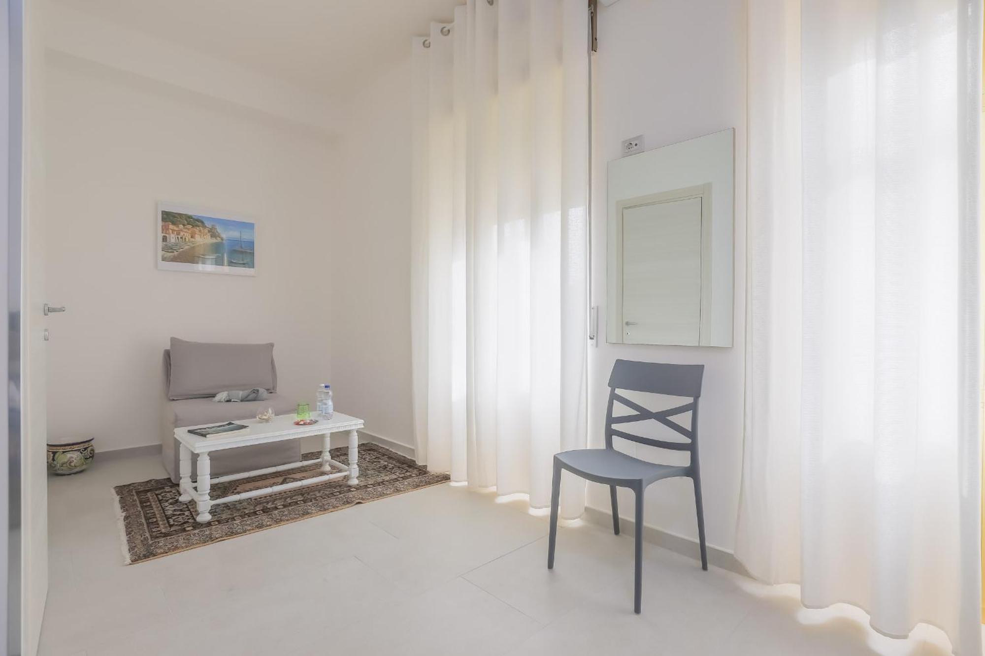 Barbyb B&B Салерно Екстериор снимка